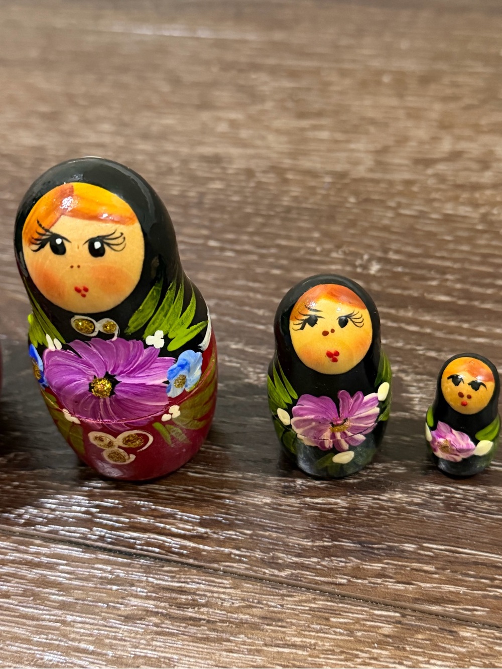 Matryoshka Hand-Painted multi color Russian Nesting Dolls 5 total - Picture 5 of 12